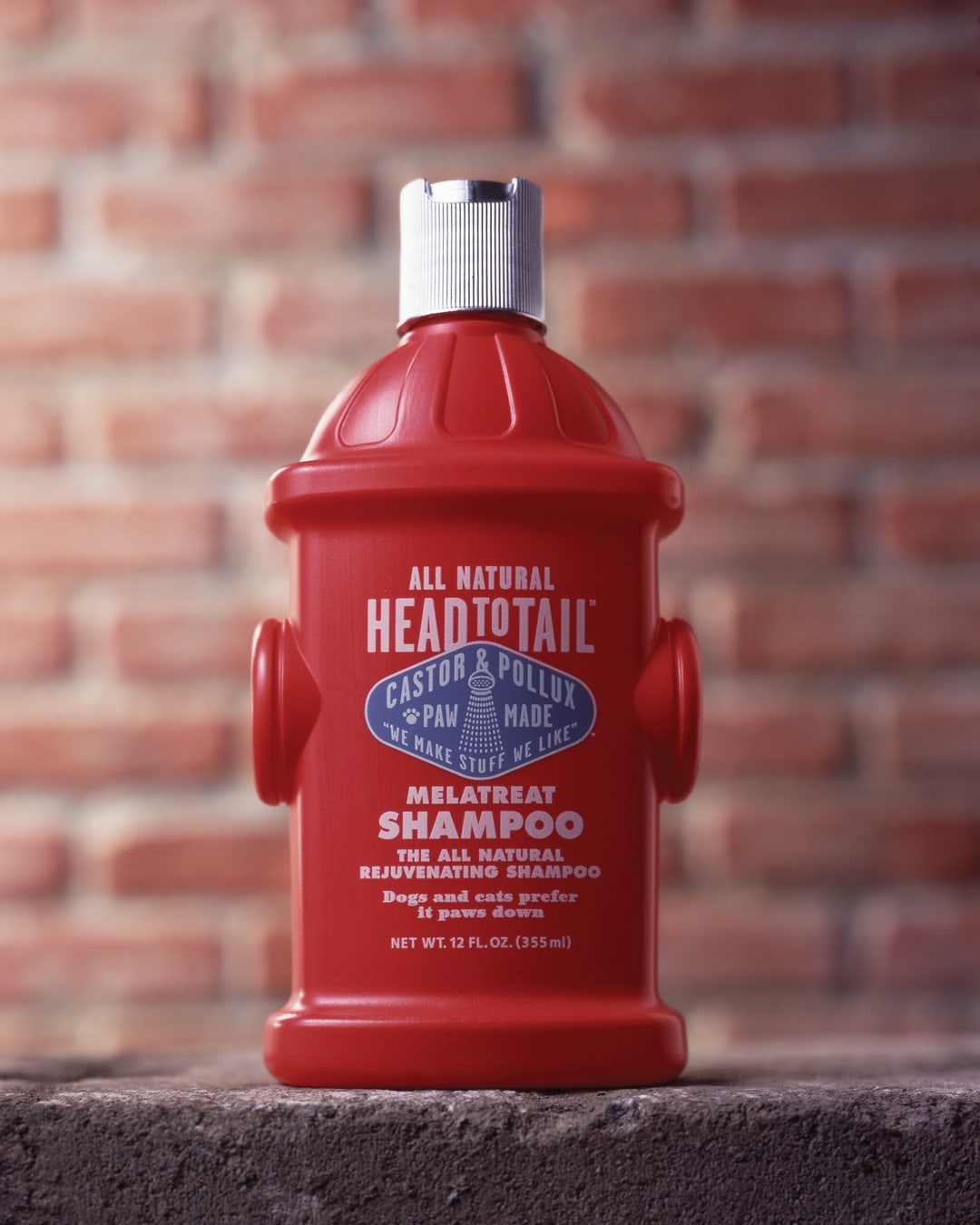 Castor & Pollux Fire Hydrant pet shampoo bottle package design